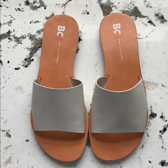 Sandals - Picture 2 of 3